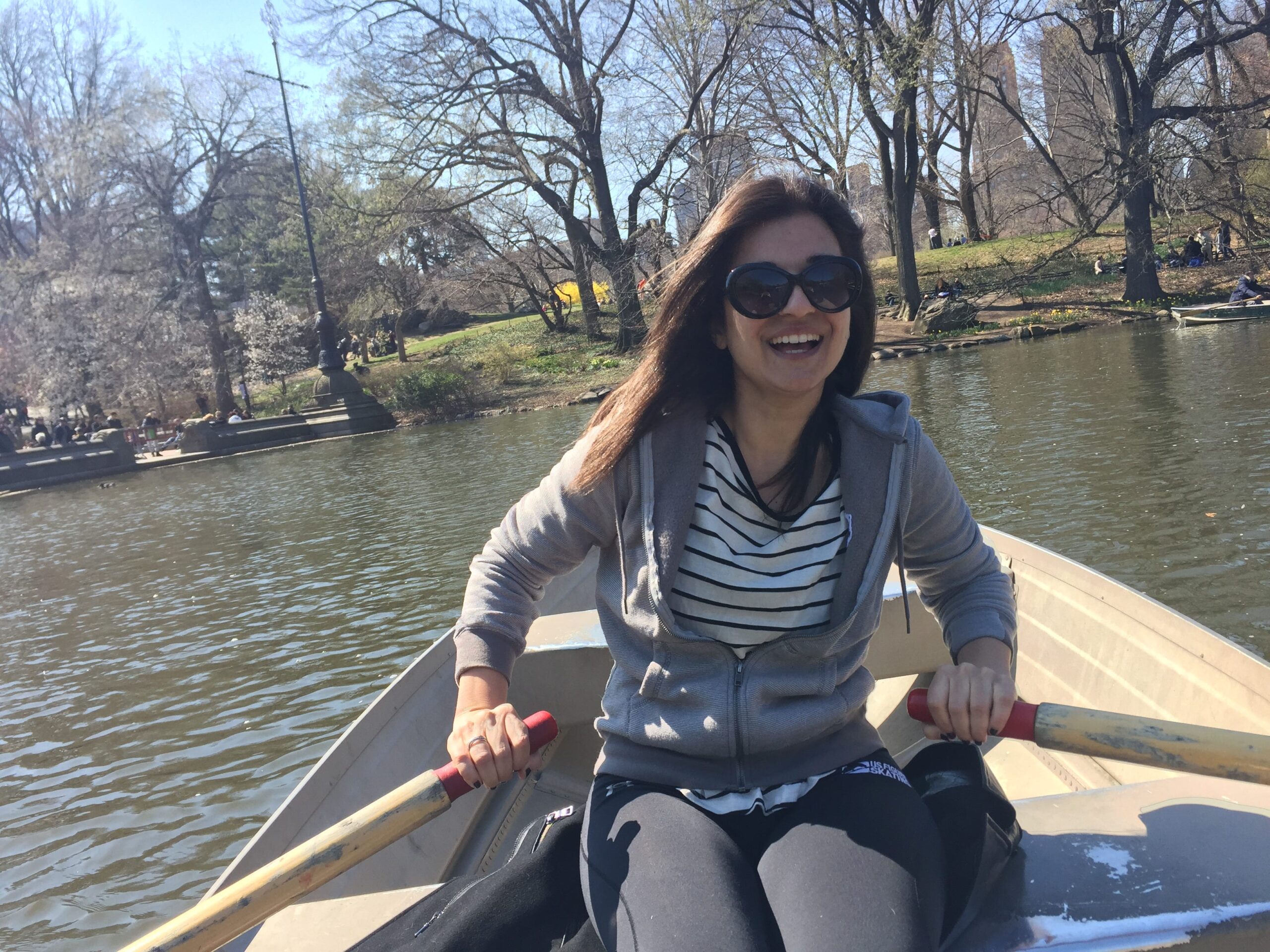 Revisión de Sklylight Calendar 2: Cómo esta tableta inteligente mantiene a mi gran familia organizada