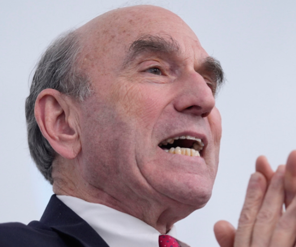 Elliott Abrams ao Newsmax: acordo com a Irã é improvável, regime fraco